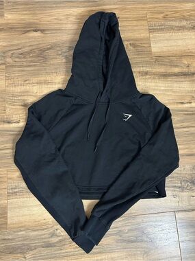 Gymshark Black Cropped Pullover Hoodie
